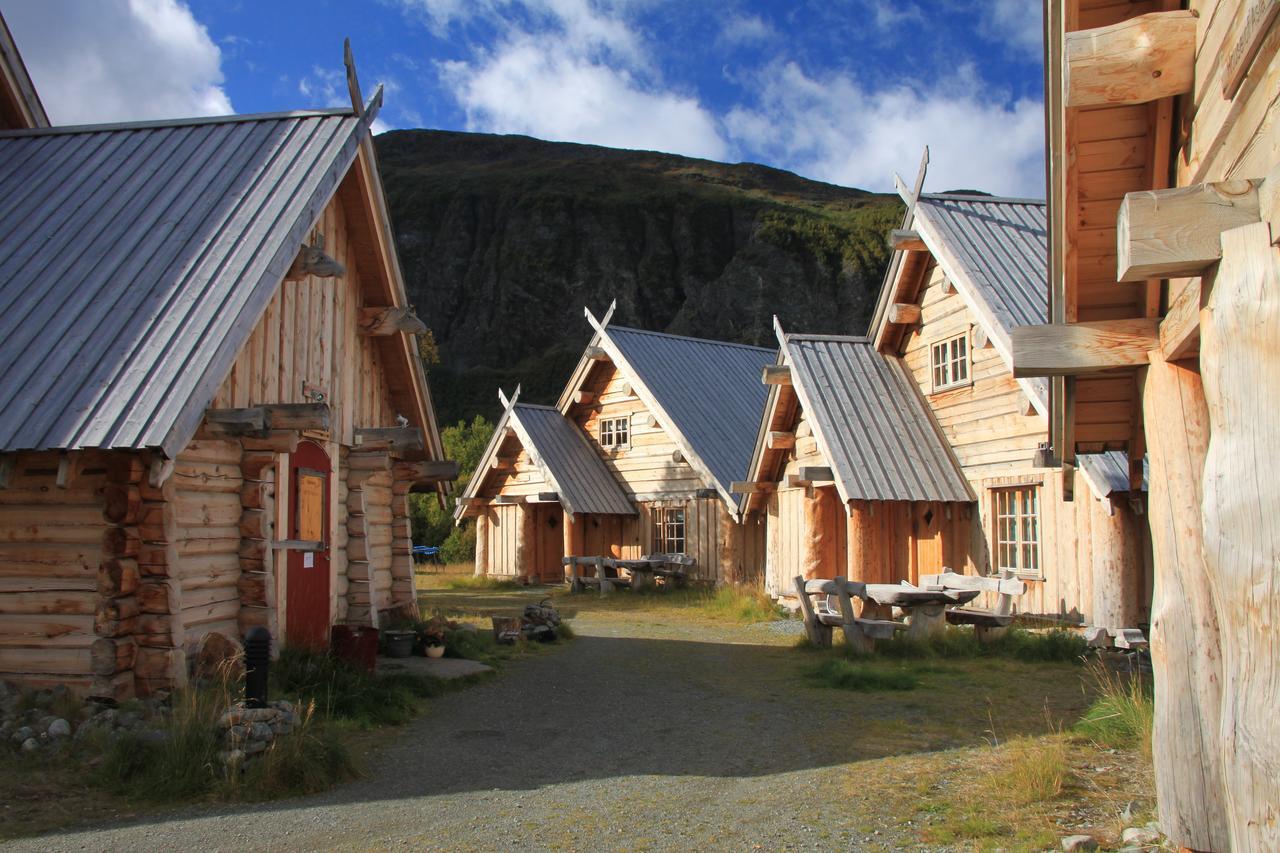 Viking Cabins - Mit Fablab - Solvik Kvalvik  Ngoại thất bức ảnh